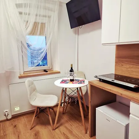 Apartament Dzien Dobry W Szczytnej